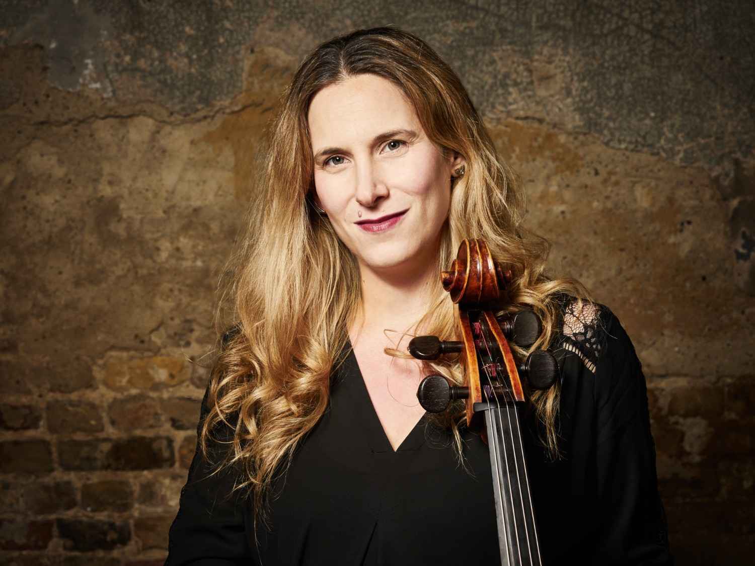 BACH FOR SOLO CELLO - with Gemma Rosefield of Ensemble 360 | Music at The Place Bedford